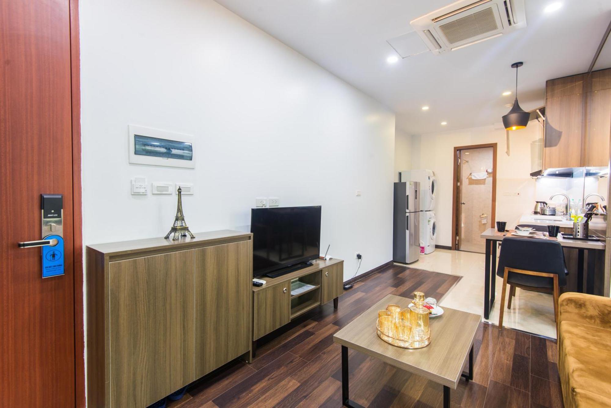 22Housing Hotel 20 Linh Lang Hanoi Exterior photo