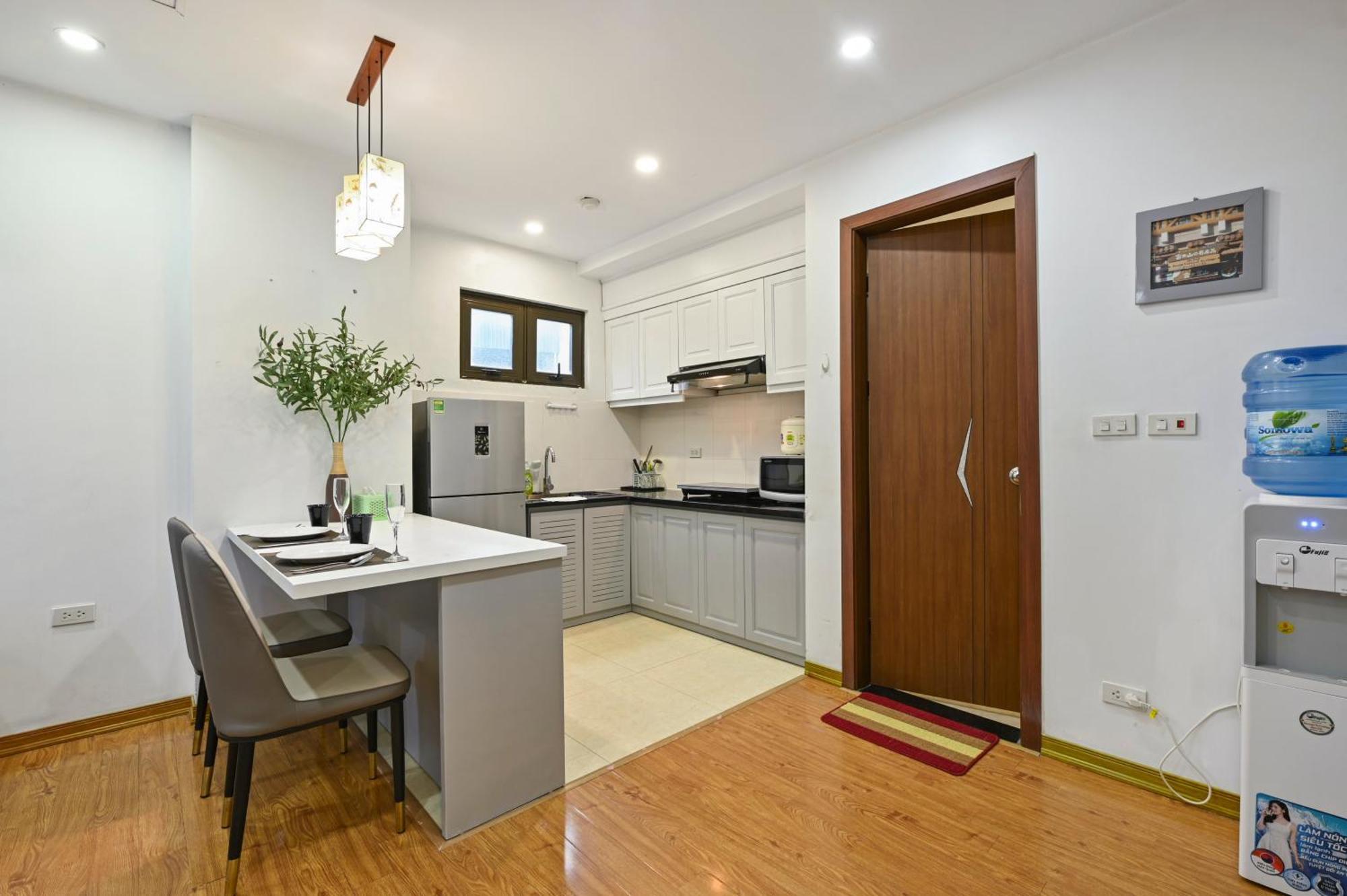 22Housing Hotel 20 Linh Lang Hanoi Exterior photo