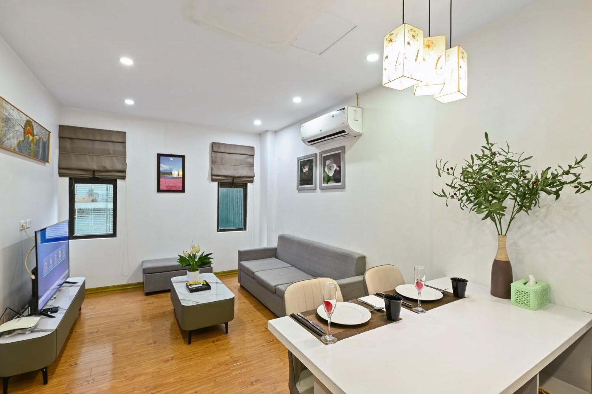 22Housing Hotel 20 Linh Lang Hanoi Exterior photo