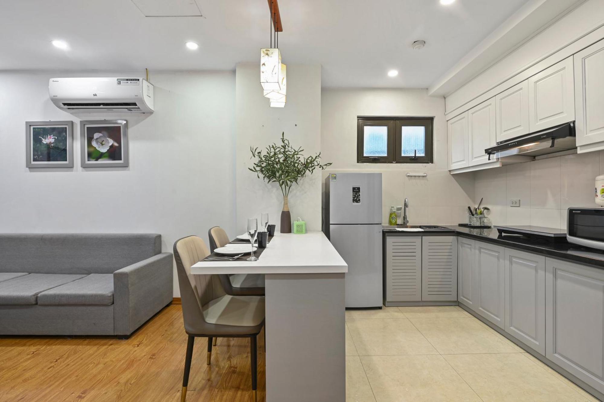 22Housing Hotel 20 Linh Lang Hanoi Exterior photo